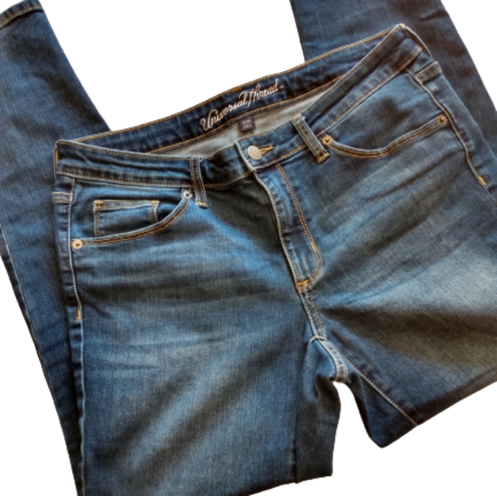 Universal Thread Mid-Rise Skinny Jeans